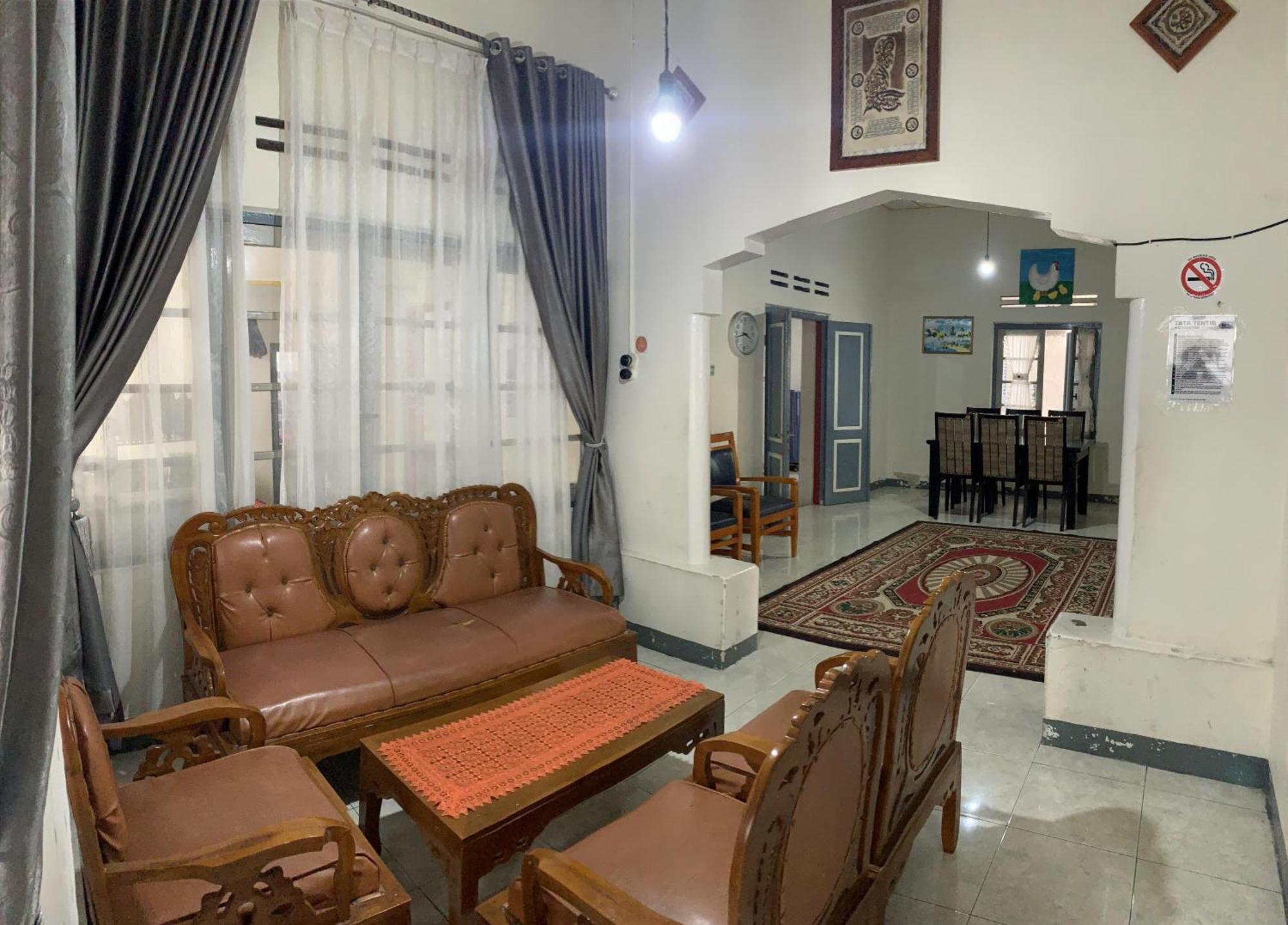 Bukittinggi Homestay ภายนอก รูปภาพ